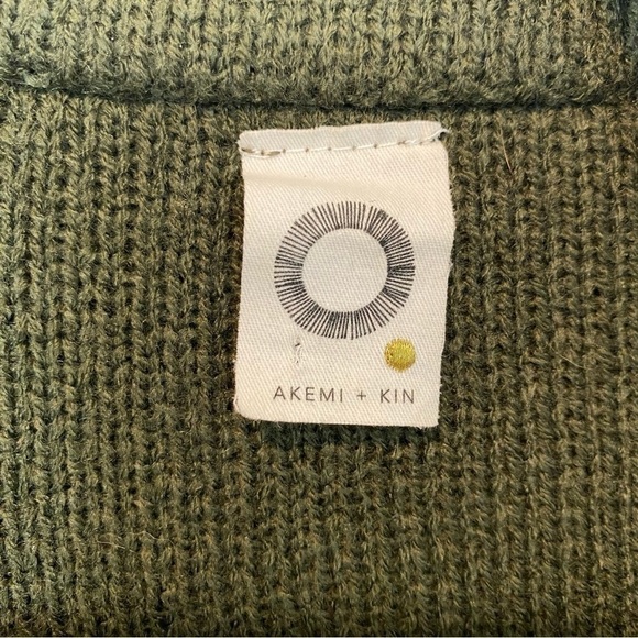 Akemi + Kin Anthropologie Knit Short Sleeve Poncho - Picture 3 of 16